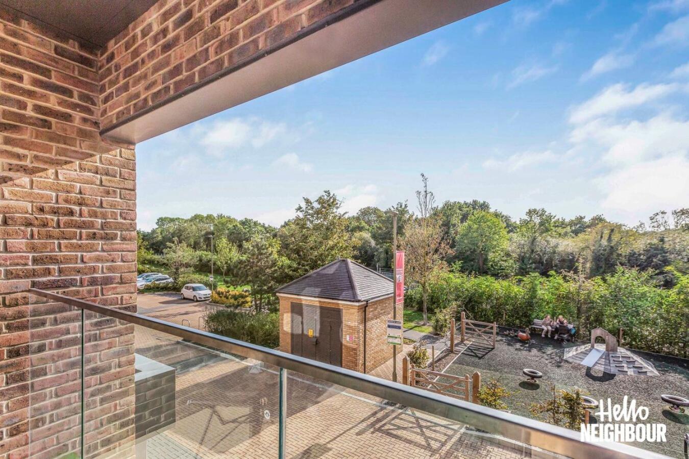 Modern 1 Bedroom Apartment With Parking In Colindale, London Эджвар Экстерьер фото